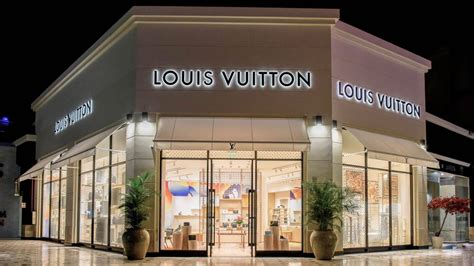 louis vuitton jockey plaza